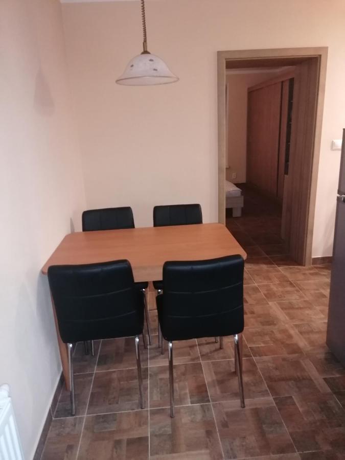 Apartman Zilina Bagian luar foto